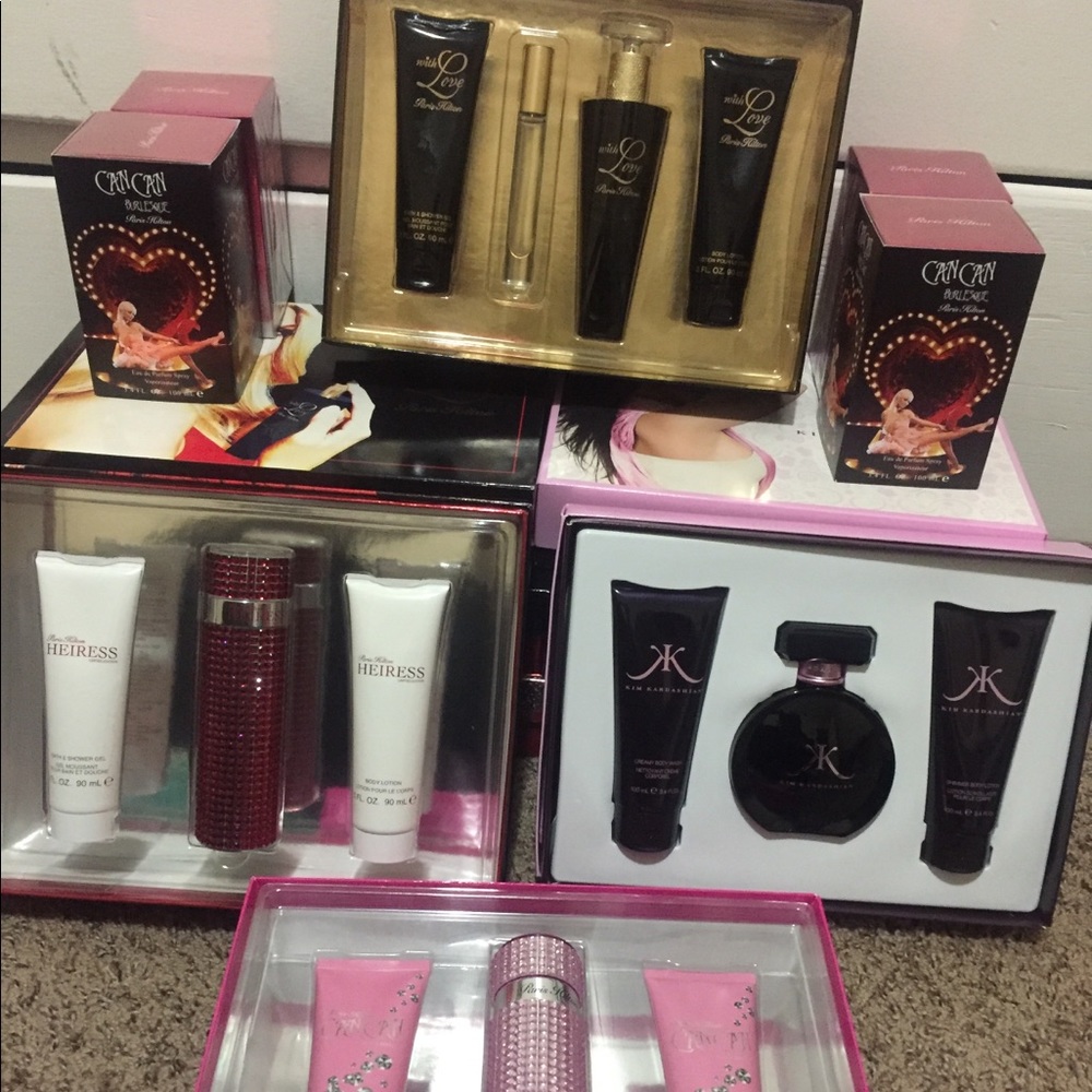 Men’s and women’s gift sets